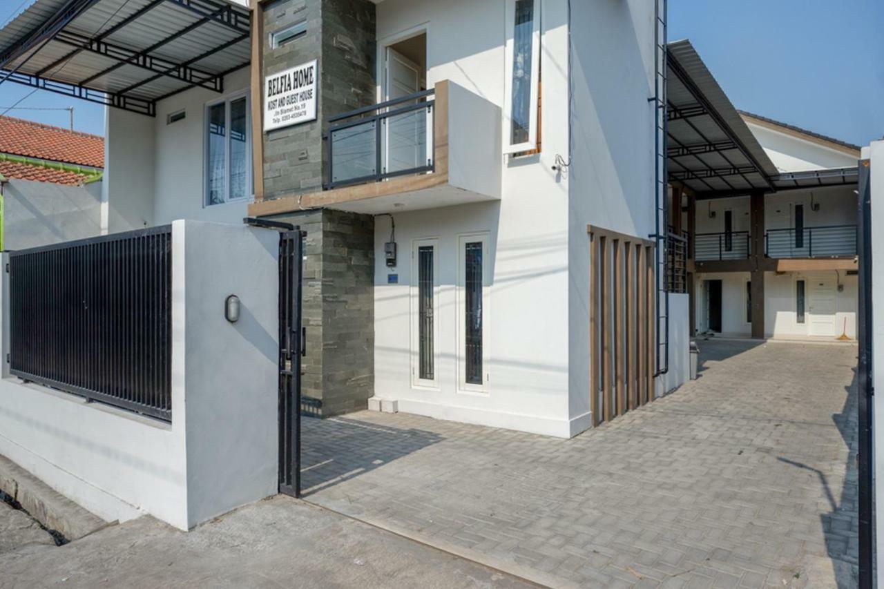 Reddoorz Plus Syariah Near Stasiun Tegal 2 Exterior photo